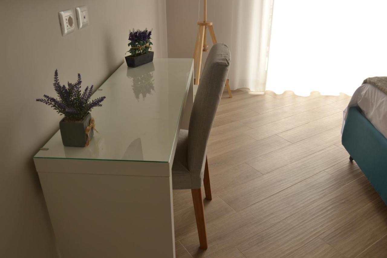 Luna Nuova Suites เนเปิลส์ ภายนอก รูปภาพ