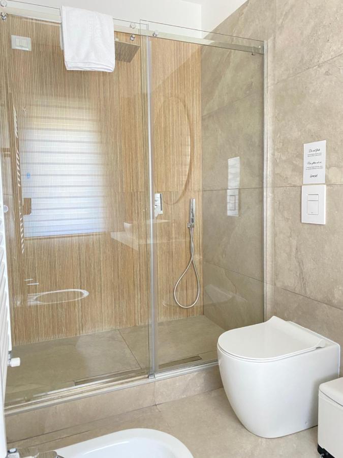 Luna Nuova Suites เนเปิลส์ ภายนอก รูปภาพ